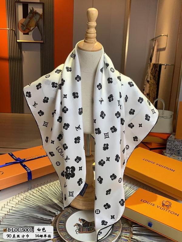 LV silk scarf 90X90cm E20 (20)
